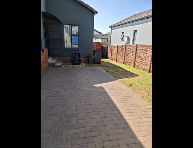 3 BEDROOM CLUSTER FOR SALE IN SOUTH HILLS